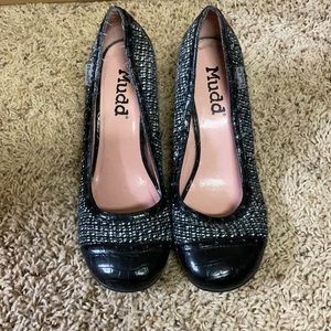 Tweed black and white heels!